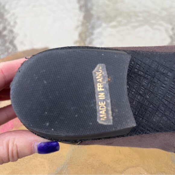 Un Tour En Ville Dark Grey Suede/Espresso Patent Leather Square Toe Slip On Shoe - Picture 11 of 14